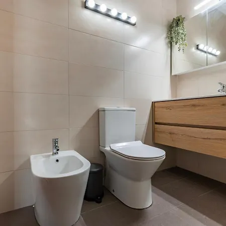 Hidden Garden Near The Castle Dom wakacyjny *