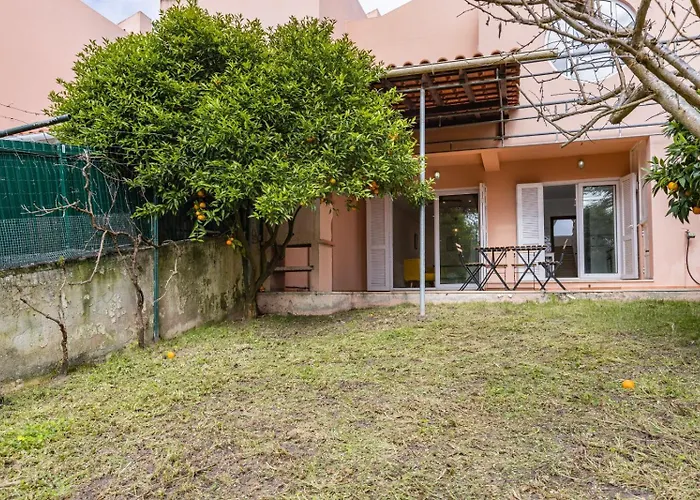 Hidden Garden Near The Castle * Óbidos