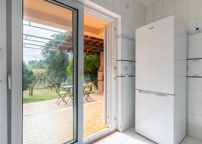 Hidden Garden Near The Castle Feriehus *